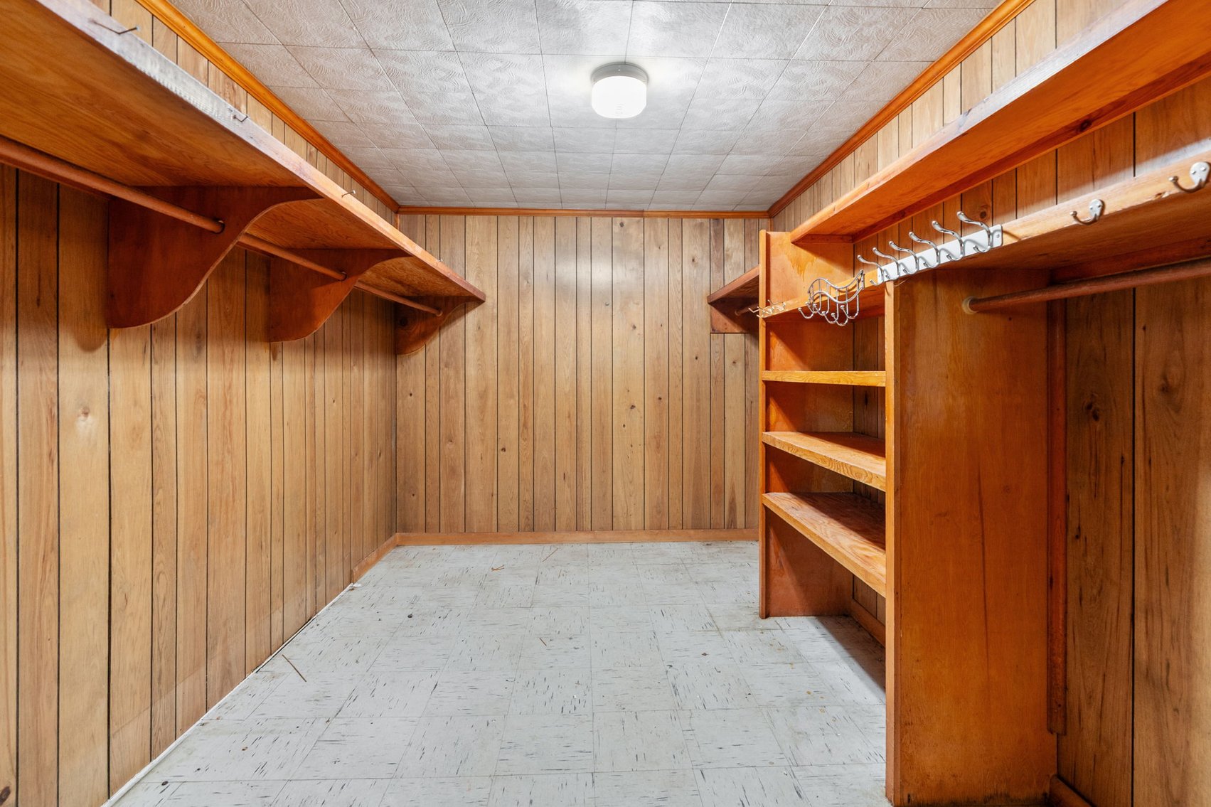 Image for Multi Choice Real Estate Auction - 3-Bedroom Country Ranch on 1 Acre & 3.05 AC Lot with POND, Bumpass VA -  3490 Willow Brook Rd