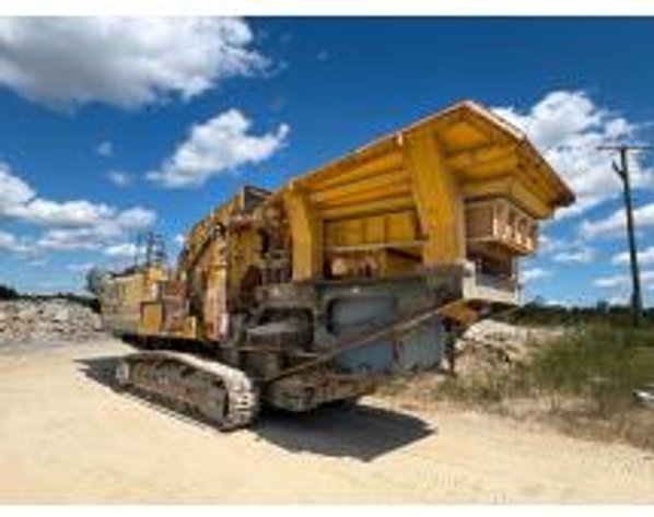 Image for Heavy Equipment Auction - 2006 Komatsu BR480RG Mobile Jaw Crusher