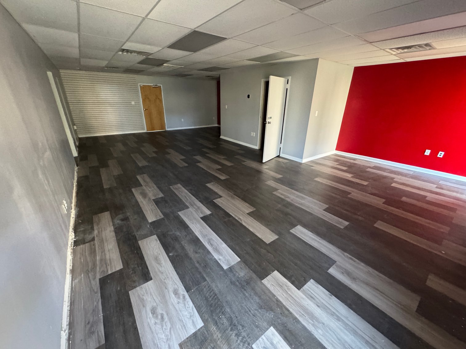 Image for Trustee Ordered Foreclosure Sale – Multi-Tenant Commercial Building – Income Producing – 1712 Clubhouse Rd, Reston, VA – Live & Online Auction