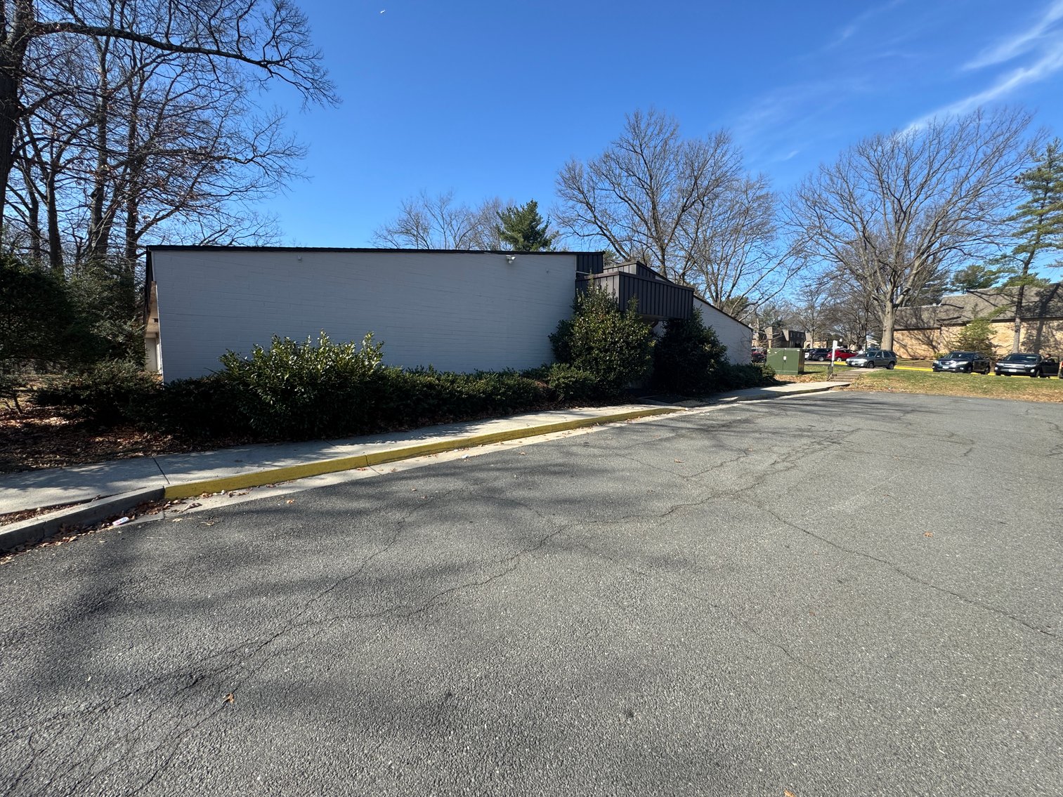 Image for Trustee Ordered Foreclosure Sale – Multi-Tenant Commercial Building – Income Producing – 1712 Clubhouse Rd, Reston, VA – Live & Online Auction