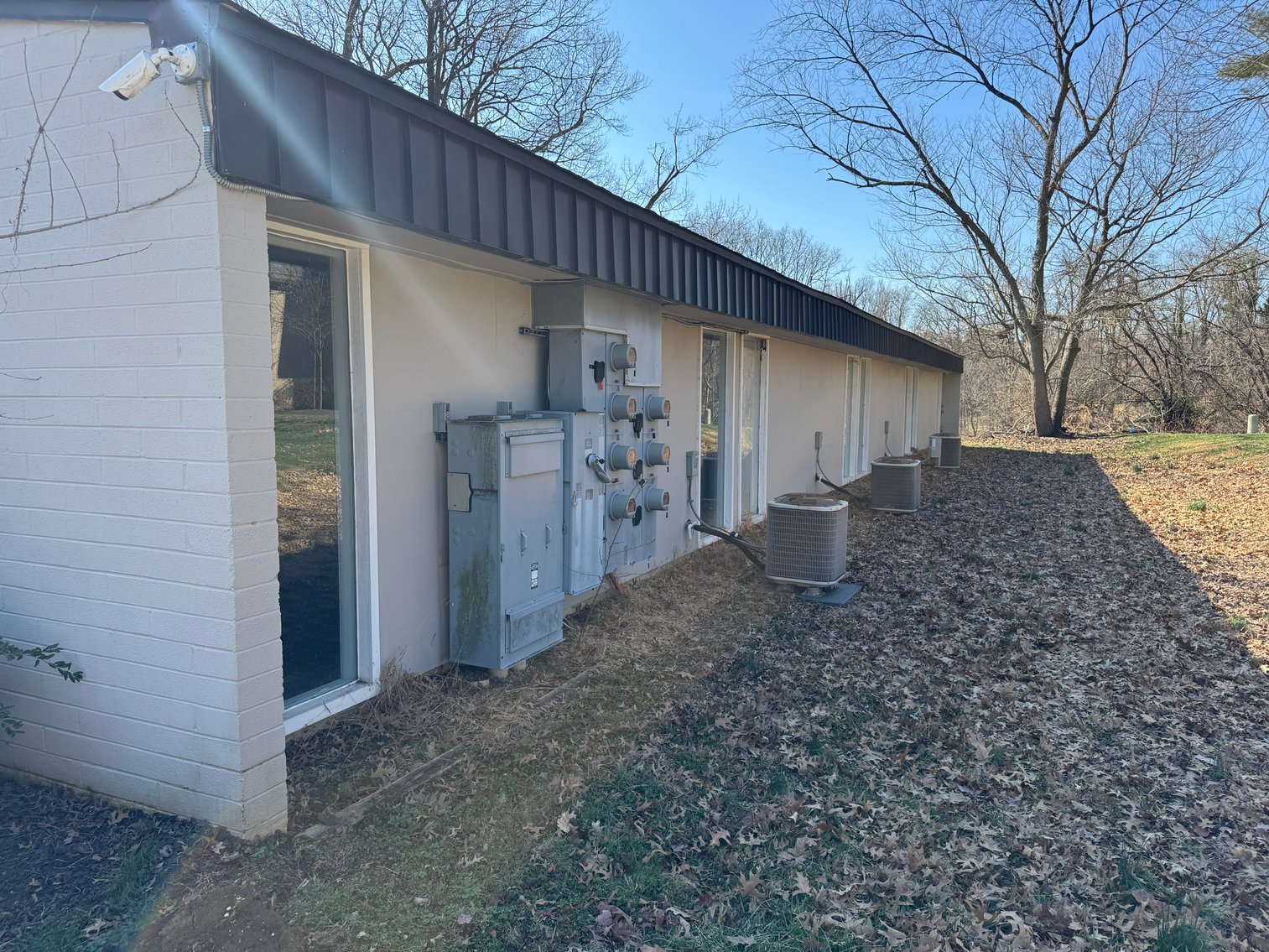 Image for Trustee Ordered Foreclosure Sale – Multi-Tenant Commercial Building – Income Producing – 1712 Clubhouse Rd, Reston, VA – Live & Online Auction