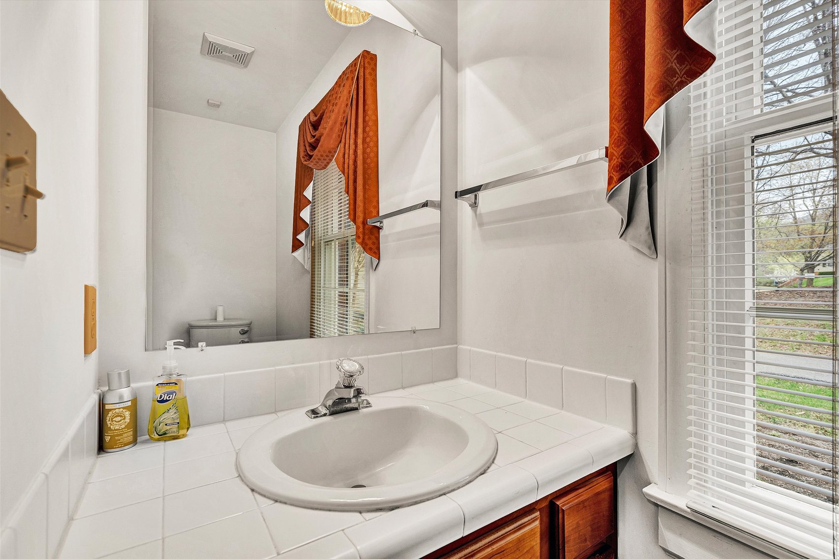 Image for Beautiful Troutville home with Colonial Williamsburg flair