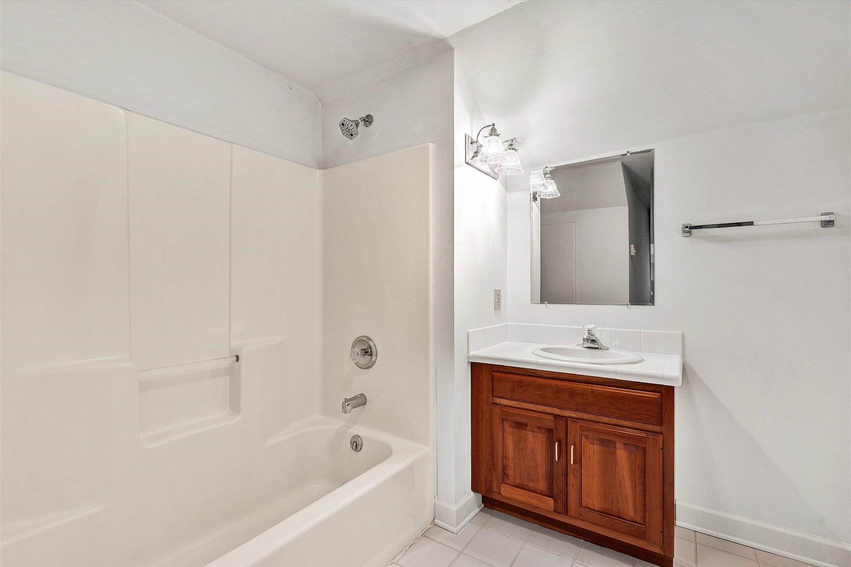 Image for Beautiful Troutville home with Colonial Williamsburg flair