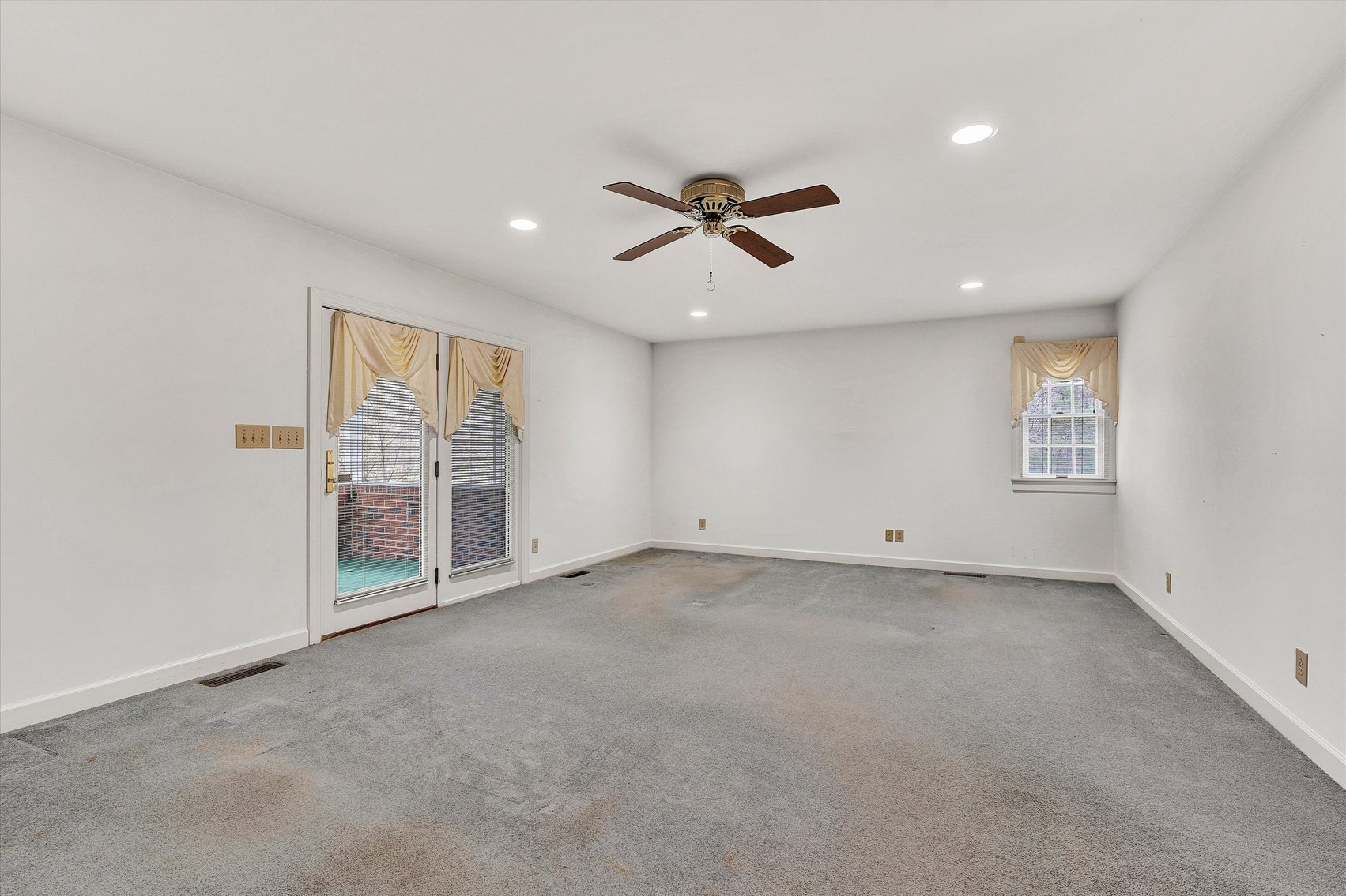 Image for Beautiful Troutville home with Colonial Williamsburg flair