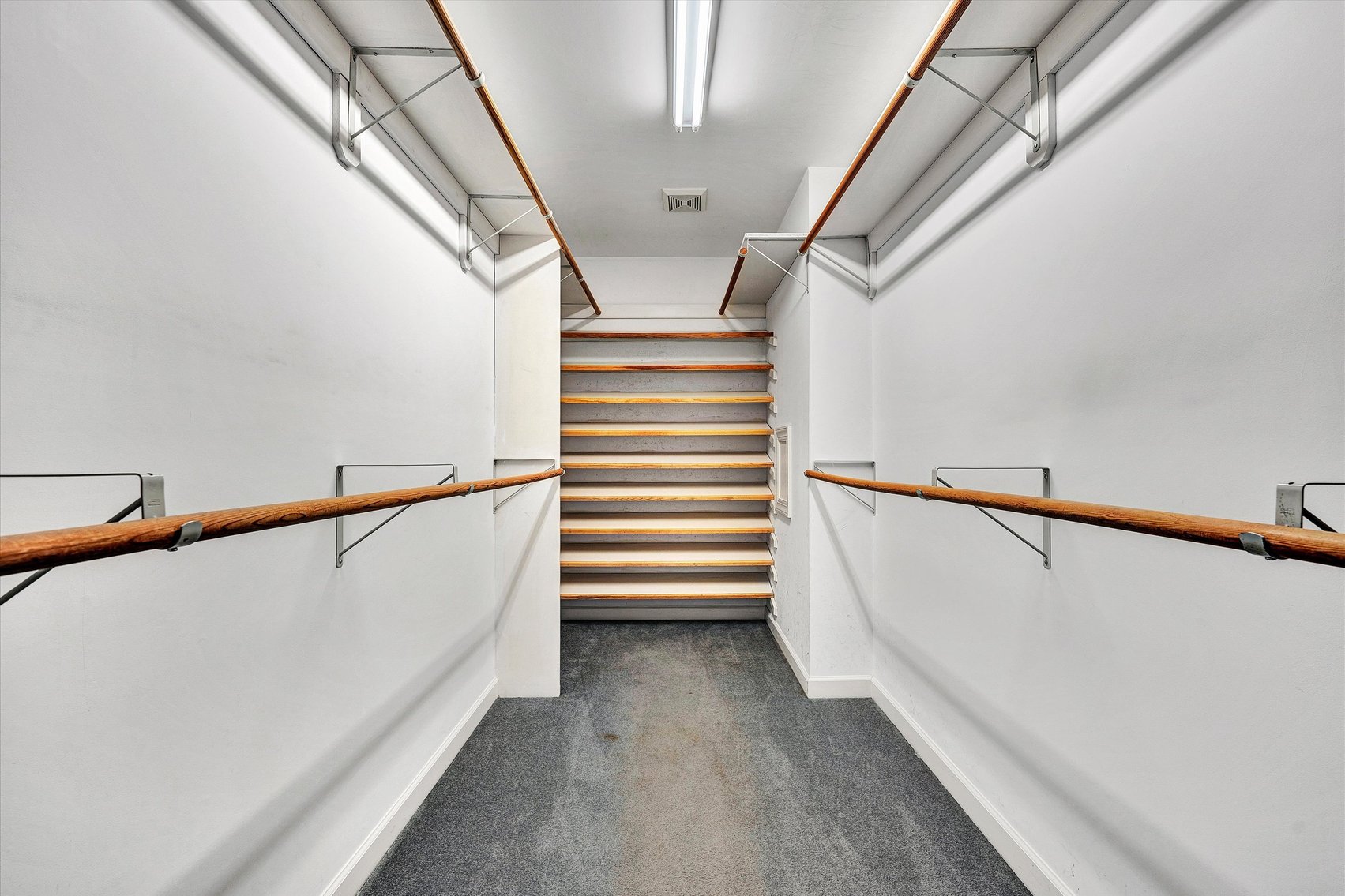 Image for Beautiful Troutville home with Colonial Williamsburg flair