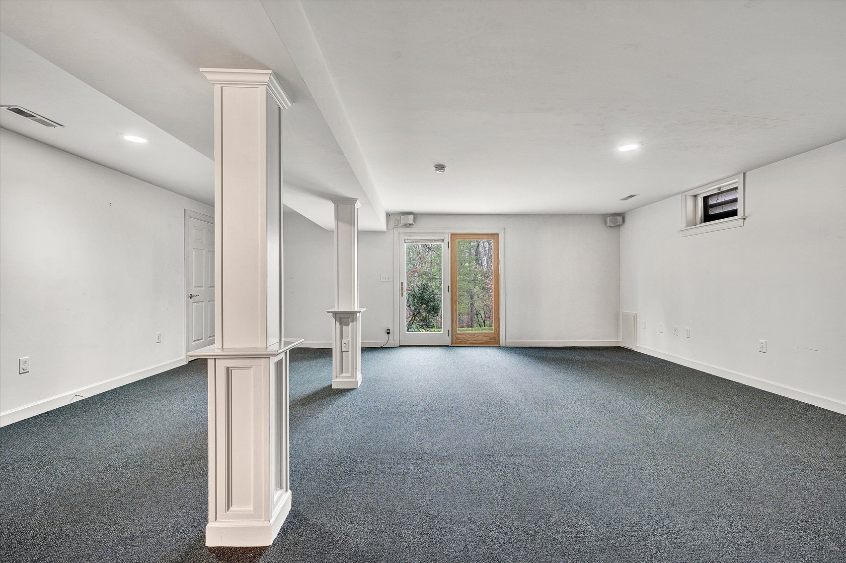 Image for Beautiful Troutville home with Colonial Williamsburg flair