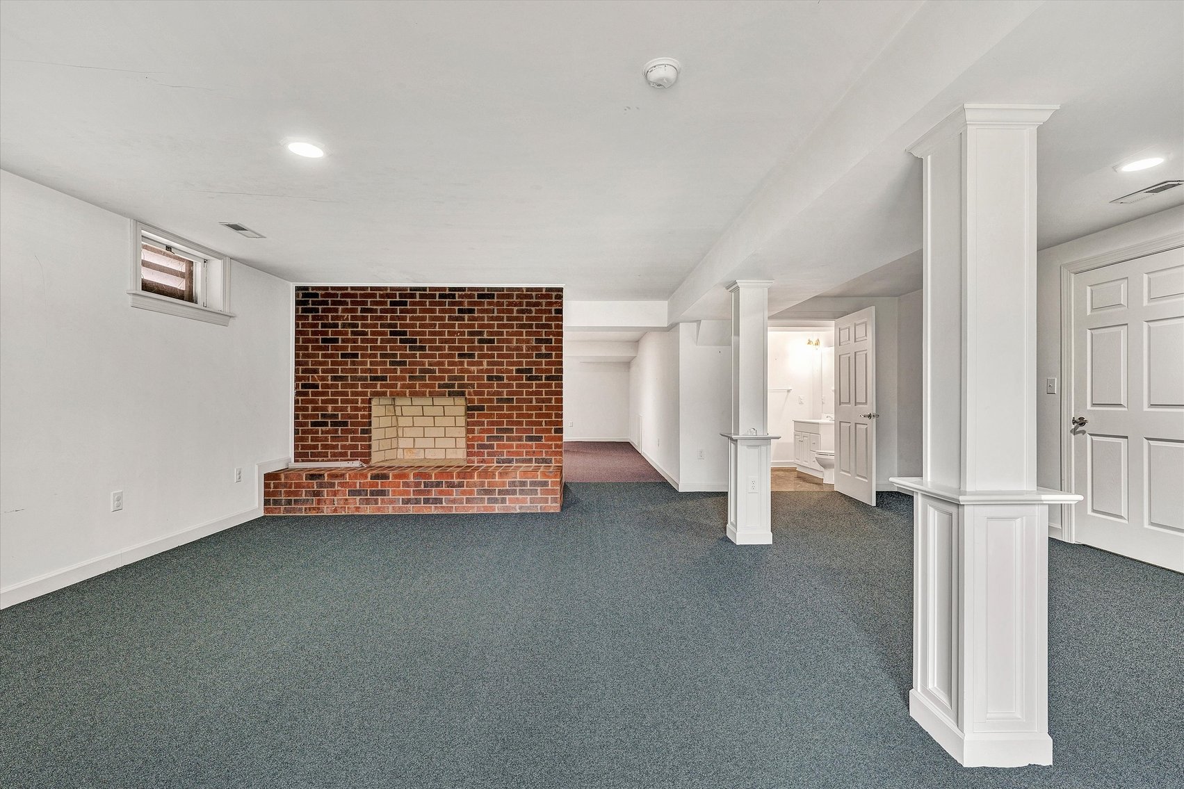 Image for Beautiful Troutville home with Colonial Williamsburg flair