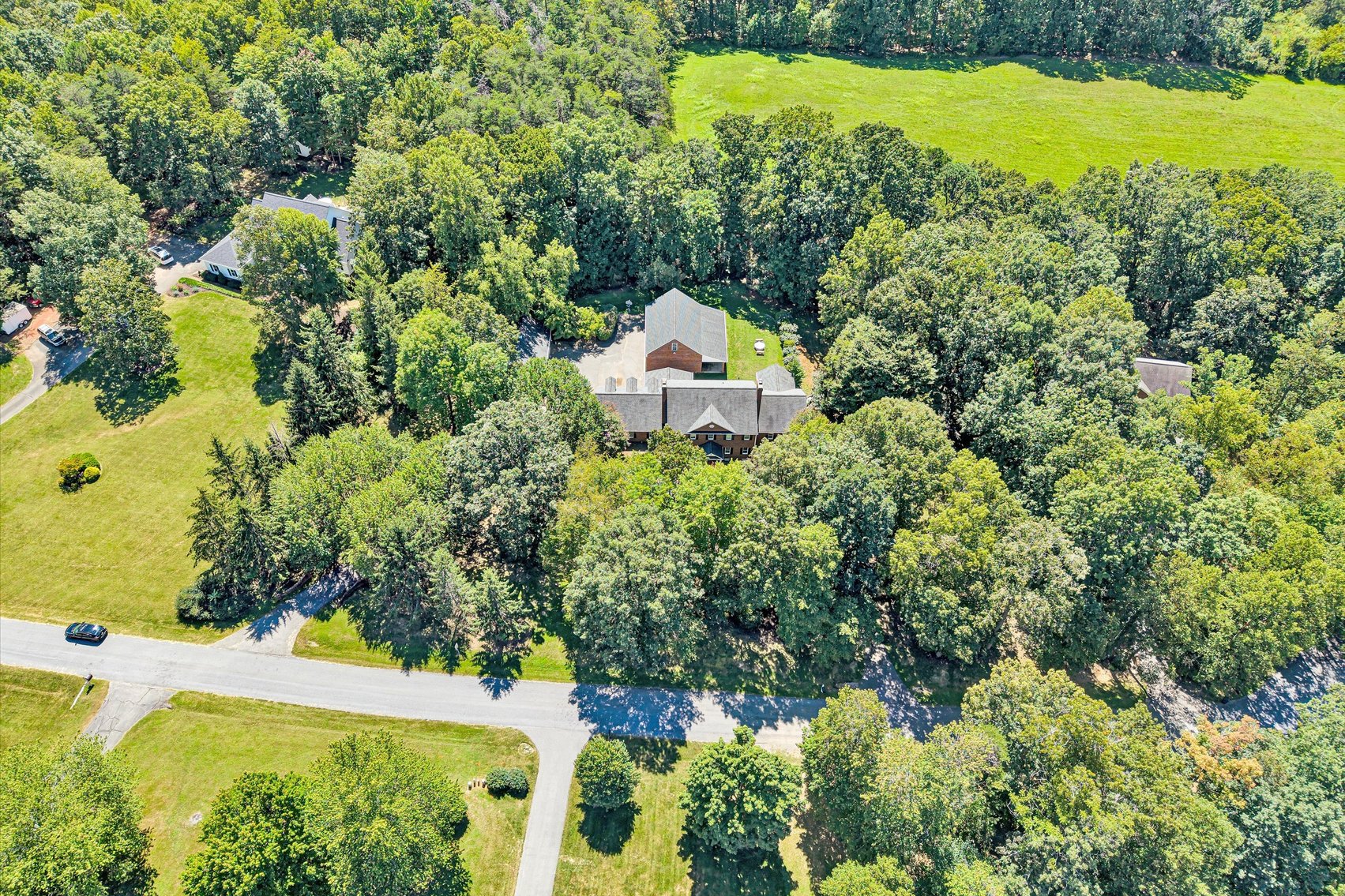 Image for Beautiful Troutville home with Colonial Williamsburg flair