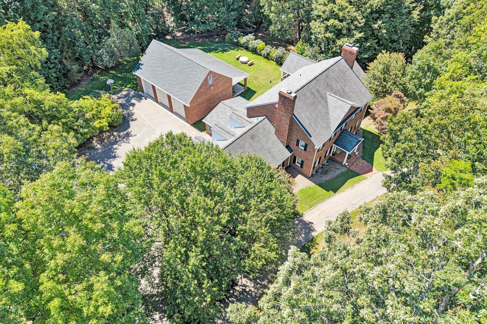 Image for Beautiful Troutville home with Colonial Williamsburg flair