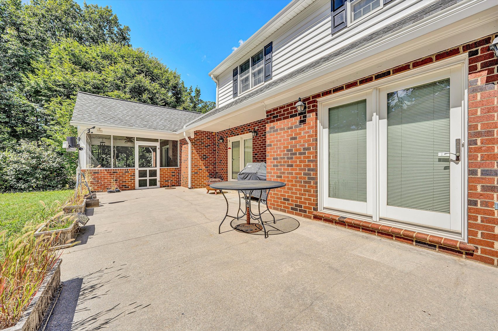 Image for Beautiful Troutville home with Colonial Williamsburg flair