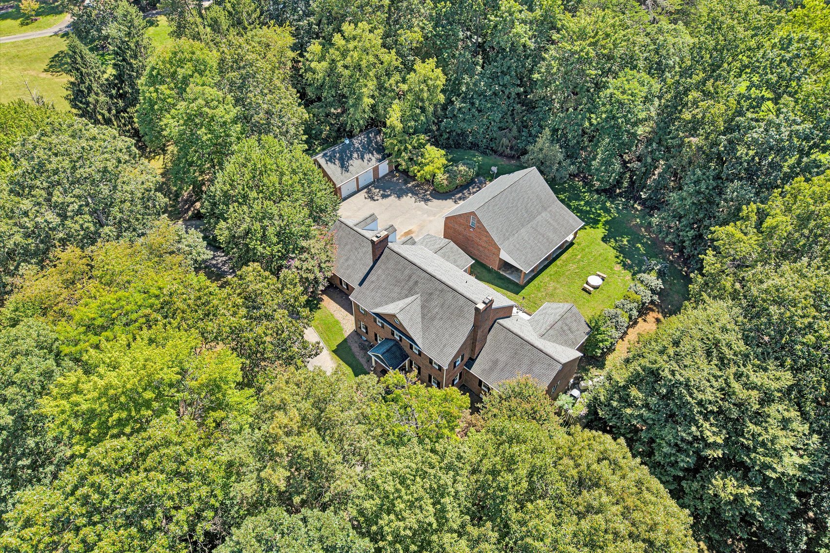 Image for Beautiful Troutville home with Colonial Williamsburg flair