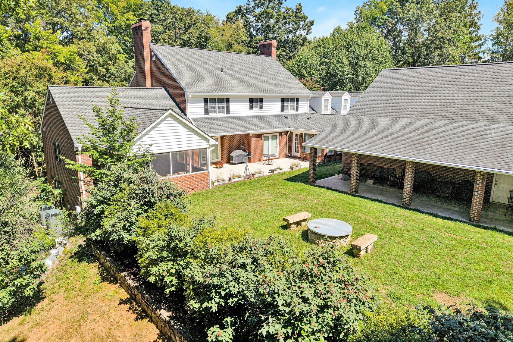 Image for Beautiful Troutville home with Colonial Williamsburg flair