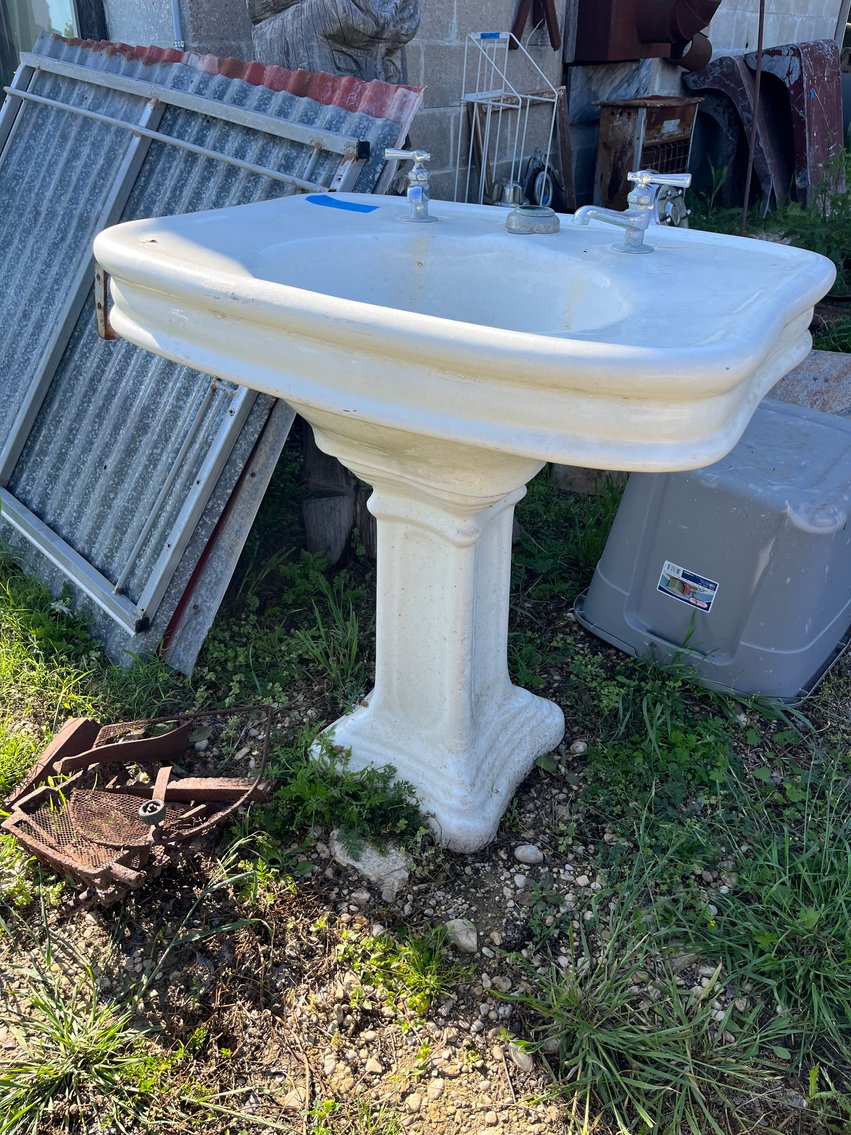 Image for Taylor Online Estate Auction Sale#1 Art, MCM & Antique Auction