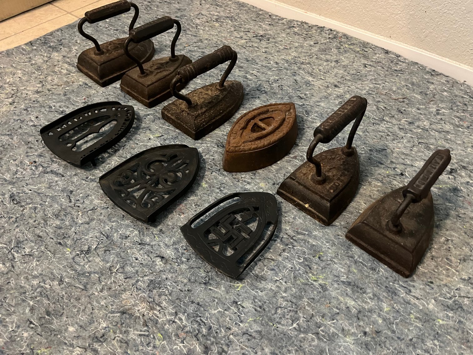 Image for Lago Online Estate Auction