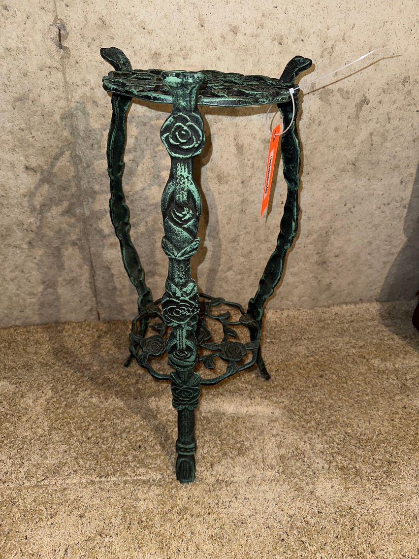 Image for Furniture, collectibles, household-Sitka