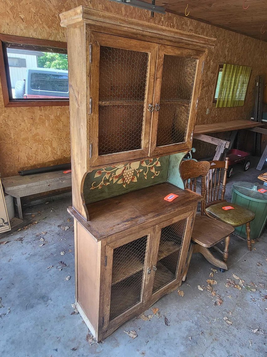 Image for Furniture, collectibles, household-Dyckesville