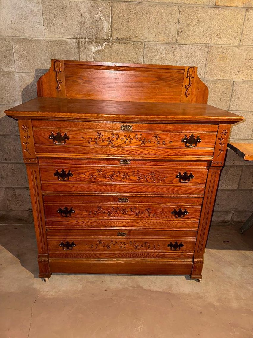 Image for Furniture, collectibles, household-Dyckesville
