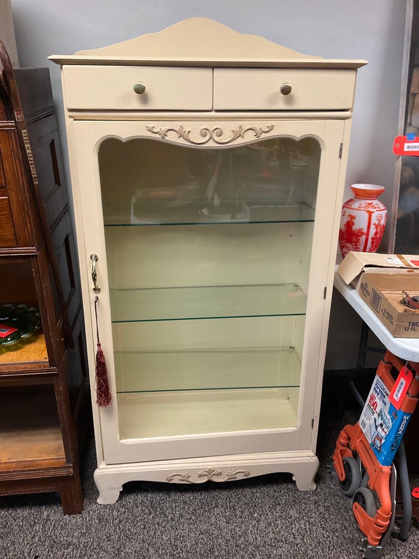 Image for Furniture, collectibles & more-Birch