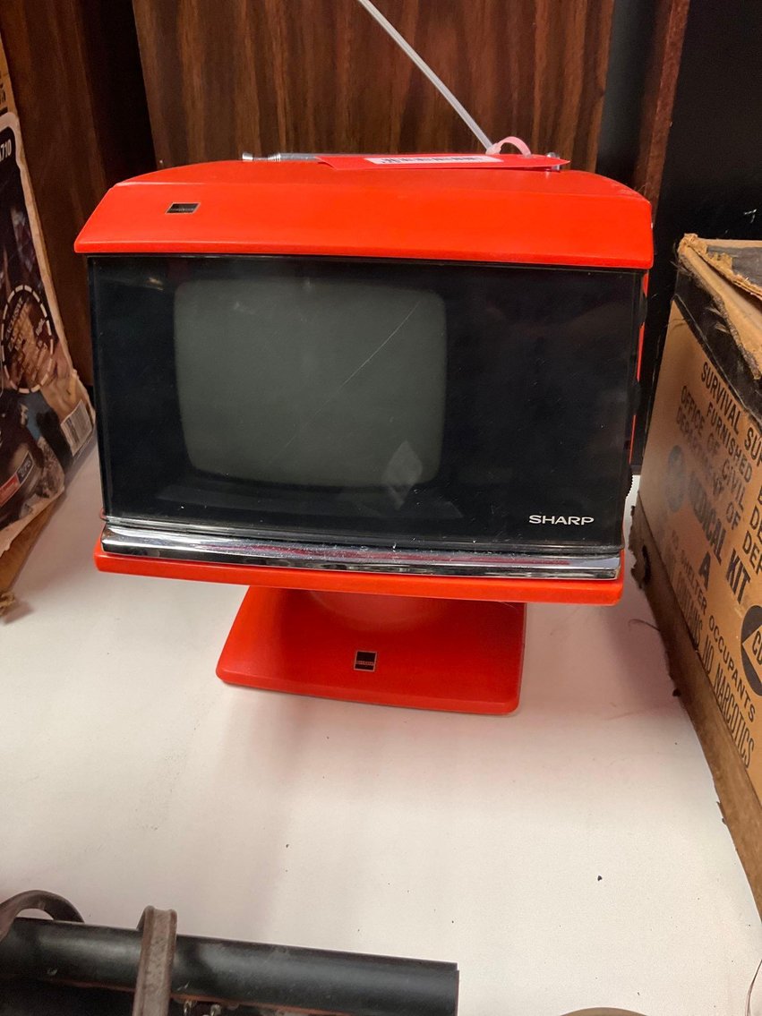 Image for Furniture, collectibles & more-Birch