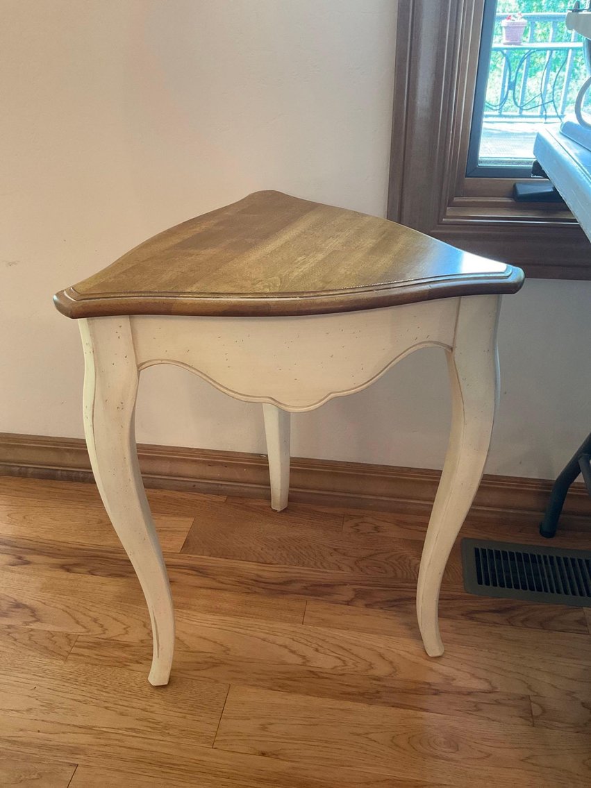 Image for Furniture, collectibles, household-Ellison Bay