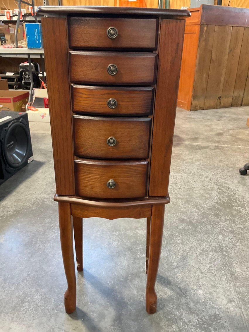 Image for Furniture, collectibles, hummels, new merchandise-New South