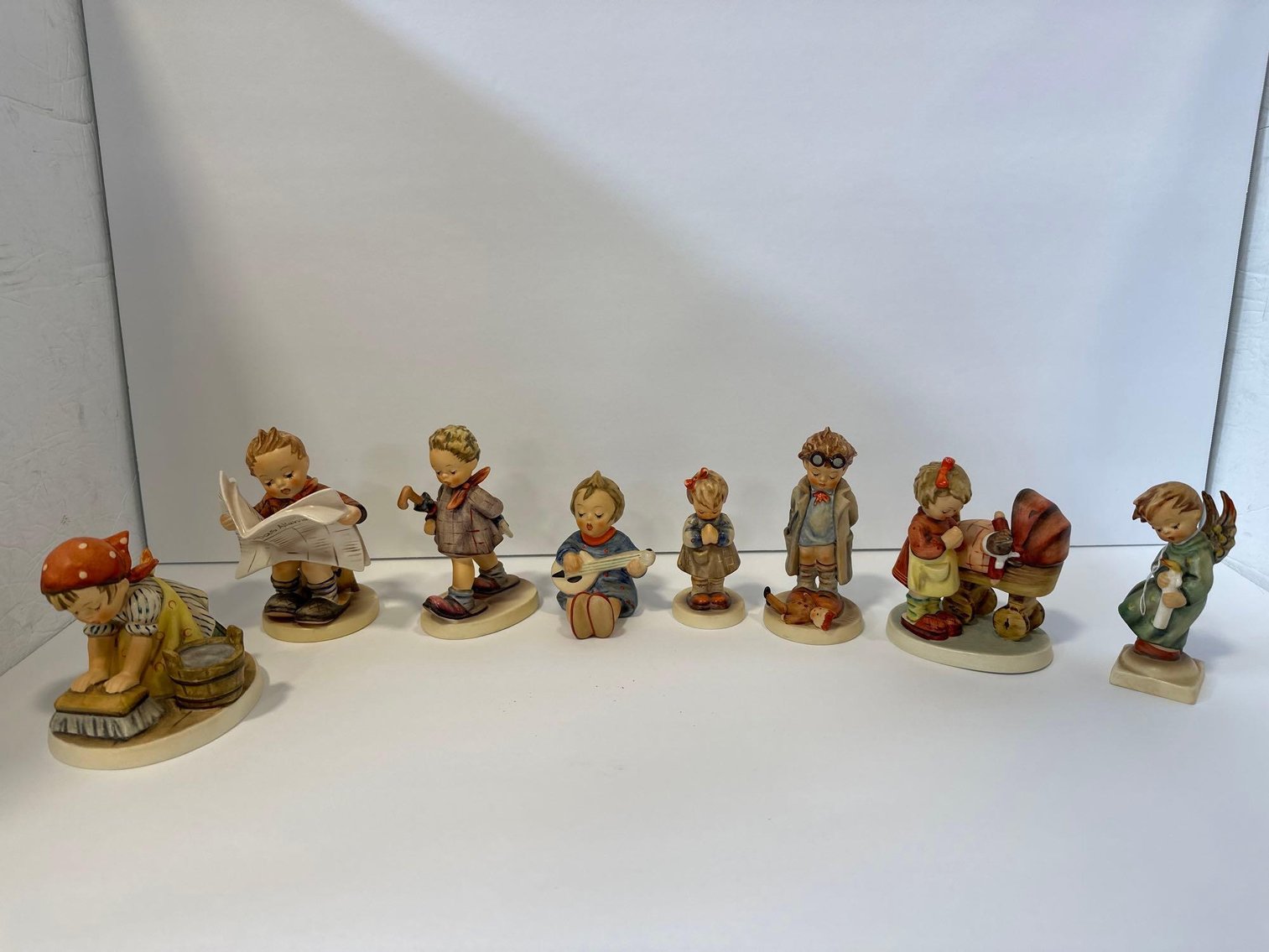 Image for Furniture, collectibles, hummels, new merchandise-New South