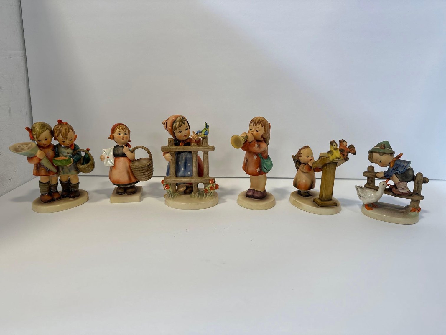 Image for Furniture, collectibles, hummels, new merchandise-New South