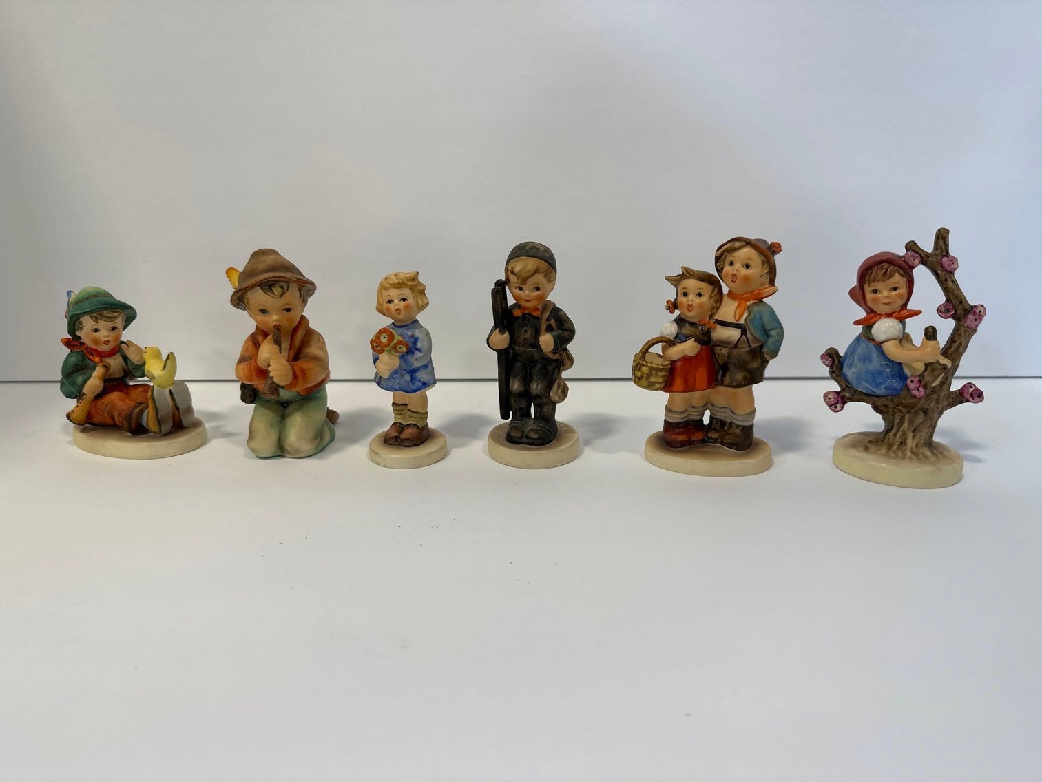 Image for Furniture, collectibles, hummels, new merchandise-New South