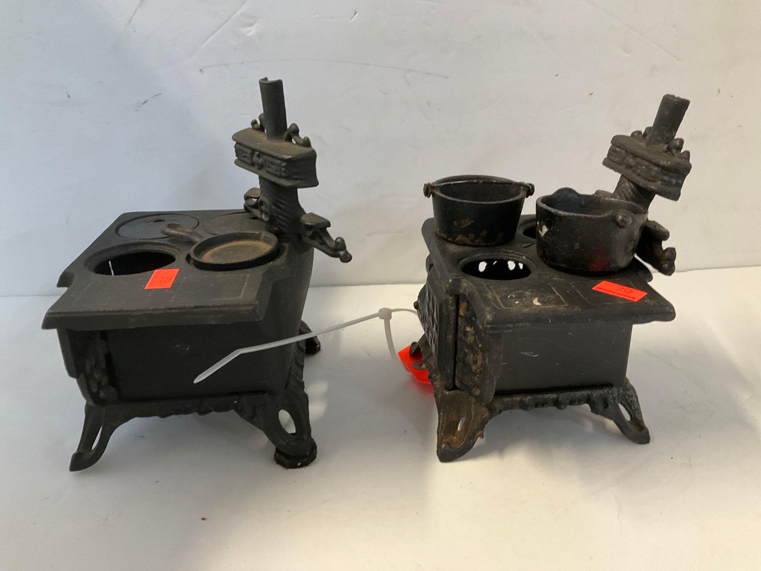 Image for Furniture, collectibles, household-Main front