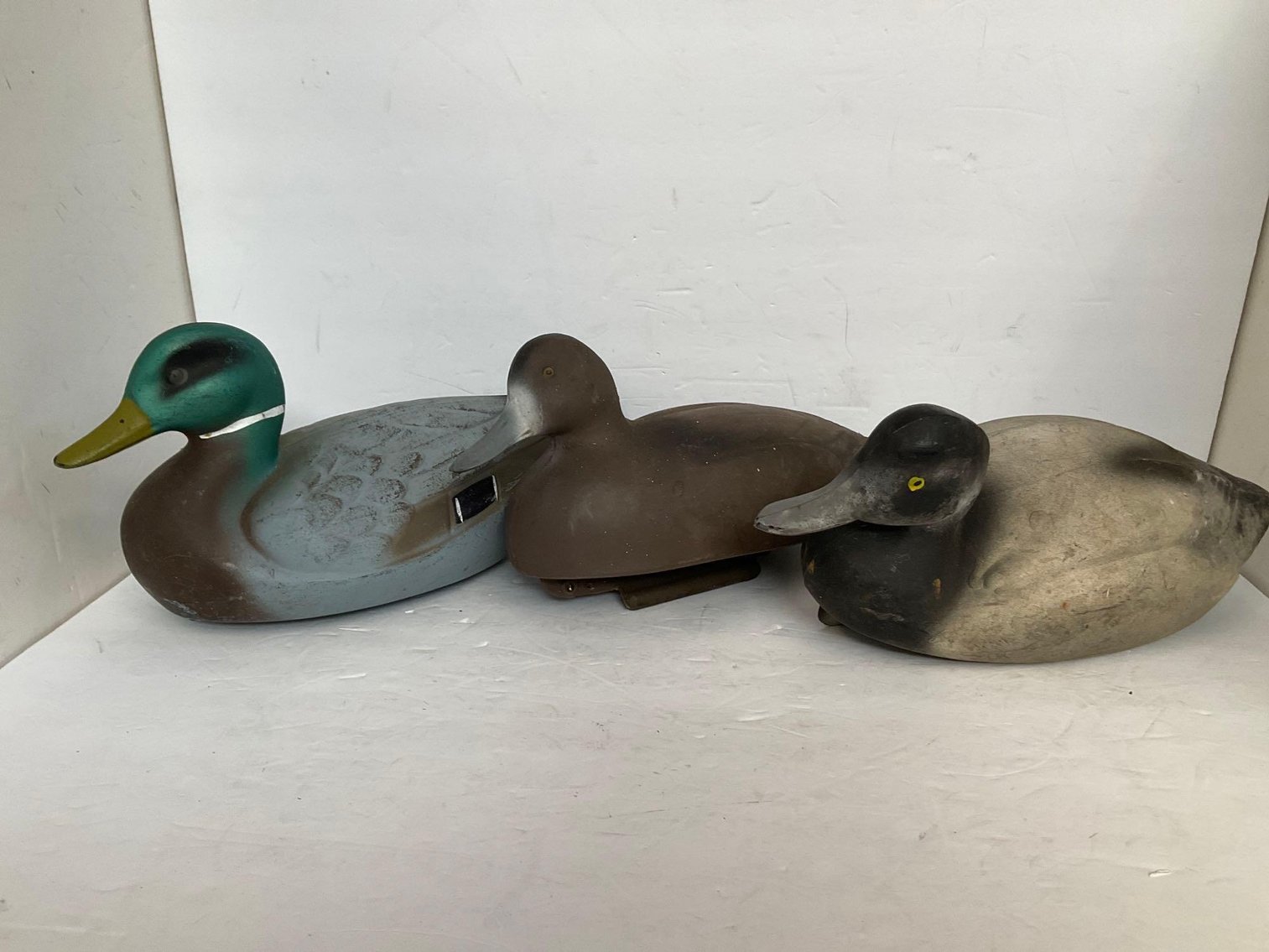 Image for Furniture, collectibles, household-Main front