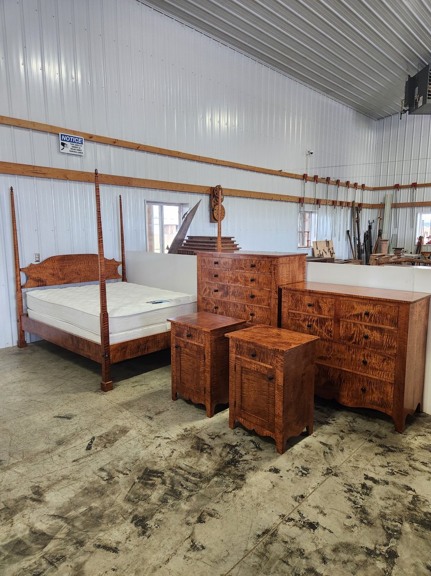 Image for Tinkling Spring Gallery #182