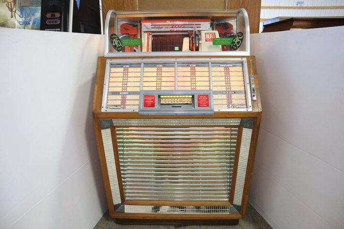 Image for Tinkling Spring Gallery #206