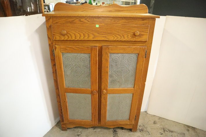 Image for Tinkling Spring Gallery #221