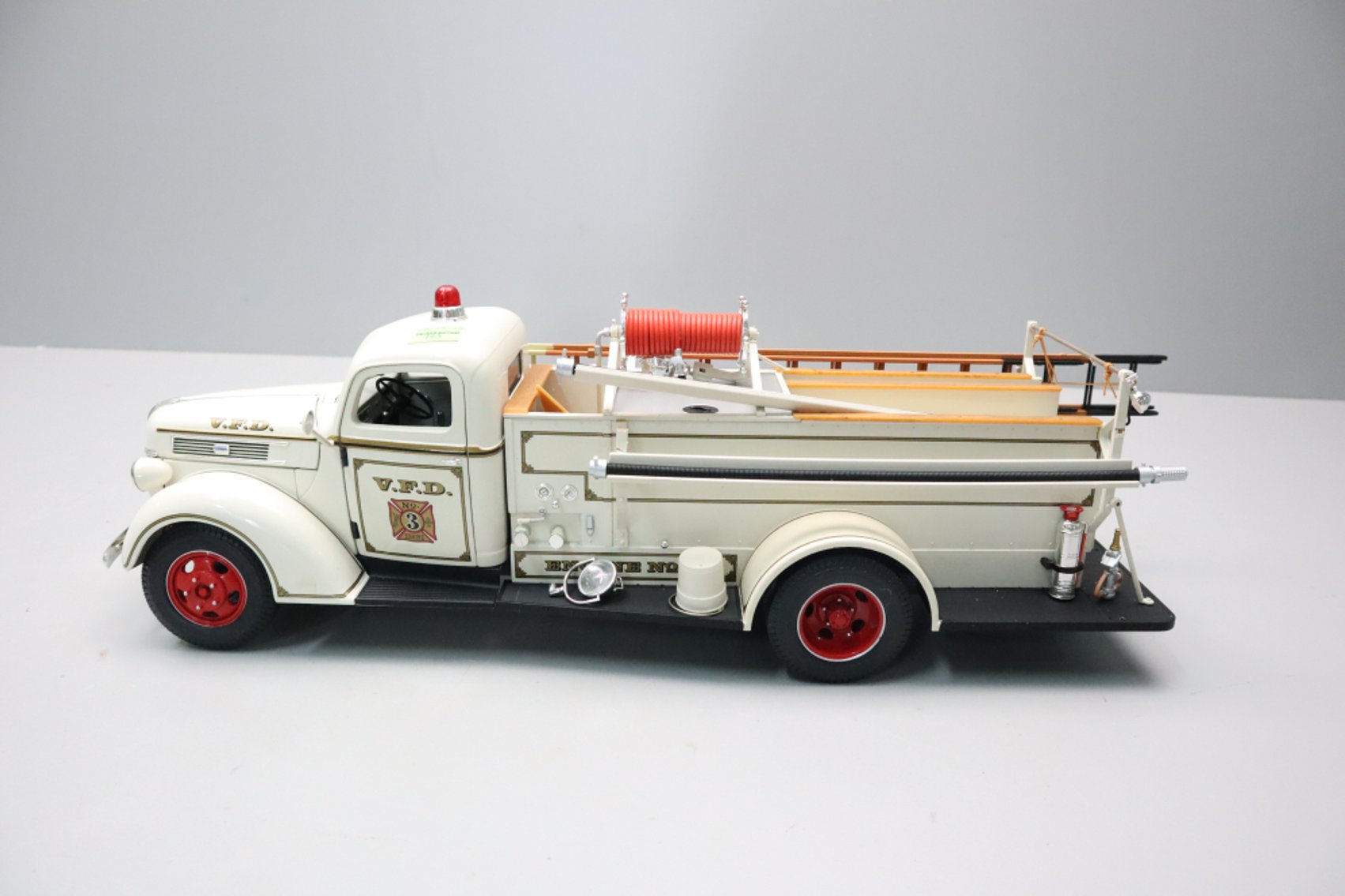 Image for Hidden Treasures Gallery #3127