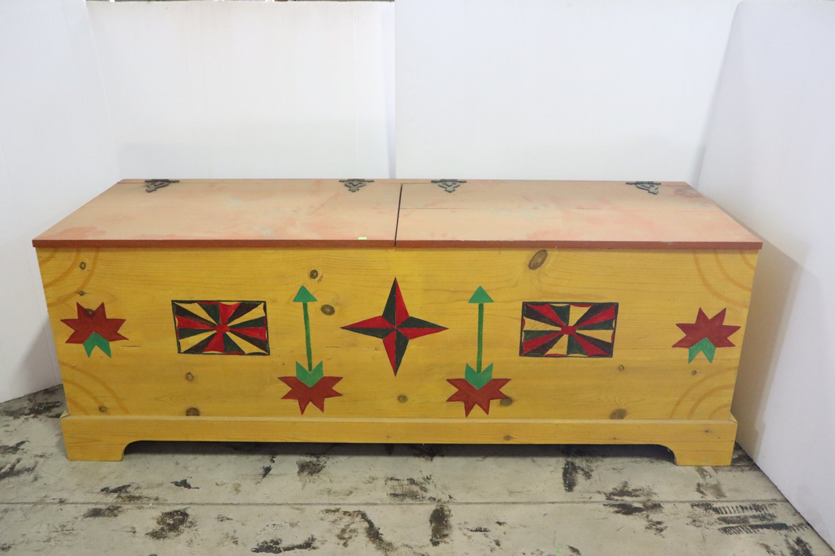 Image for Tinkling Spring Gallery #231