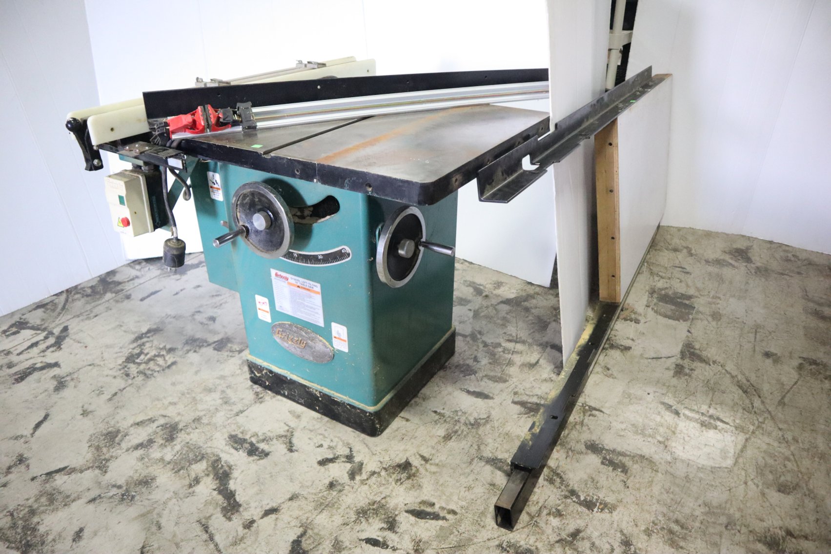 Image for Tinkling Spring Gallery #234