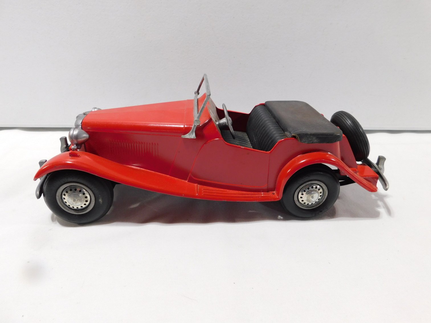 Image for Thursday Annual Dyersville Farm Toy Auction Week