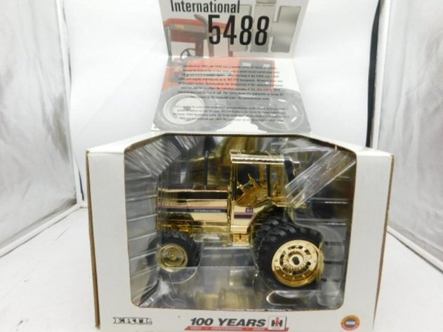 Image for Friday Santa's Delight Farm Toy/Memorabilia Auction