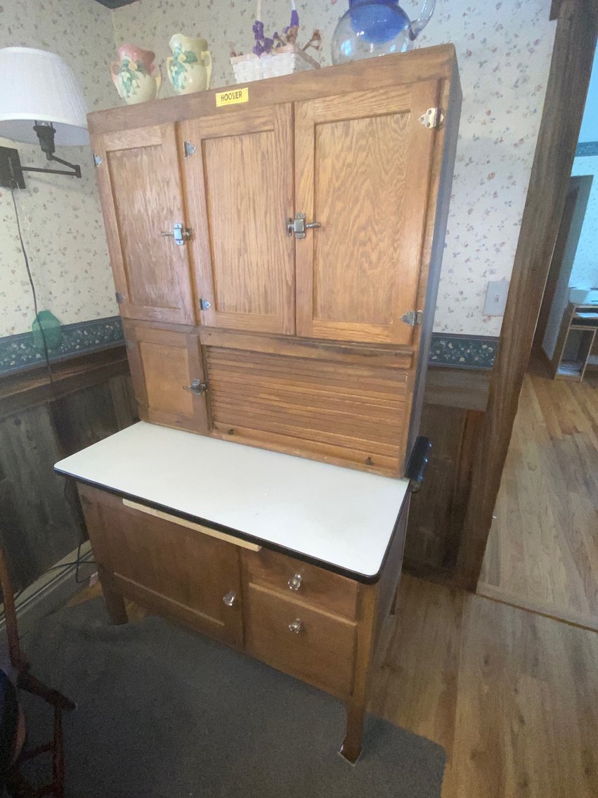 Image for ABSOLUTE ESTATE AUCTION • 9400 Childress Road, West Paducah, KY