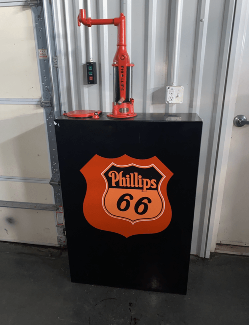 Image for I-24 Fill-Er-Up Gas & Oil Show/Auction