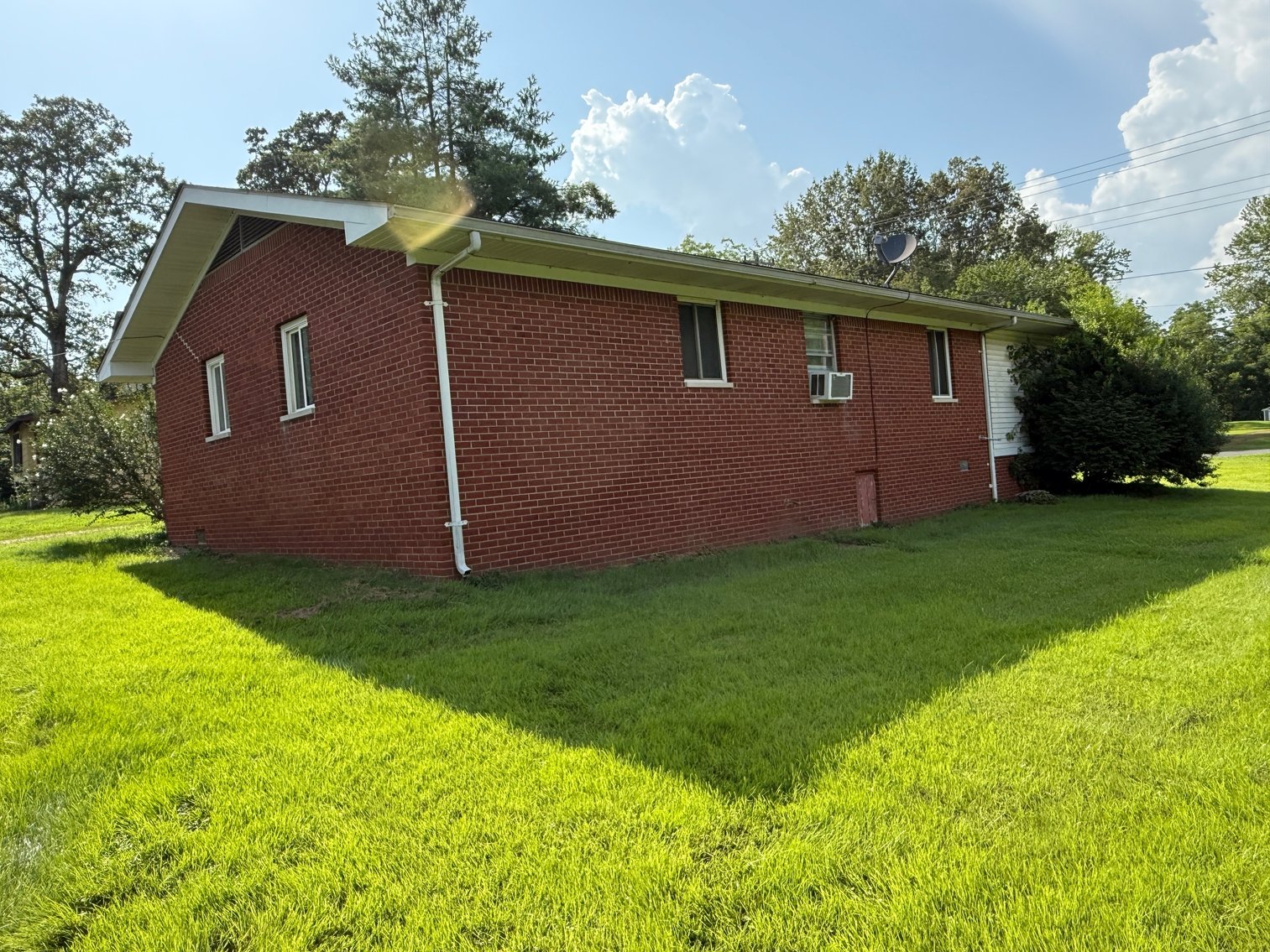 Image for Absolute Auction • 6260 Old Highway 60, Paducah