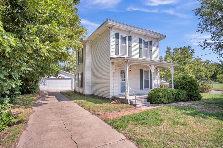 Image for 304 W 12th, Newton