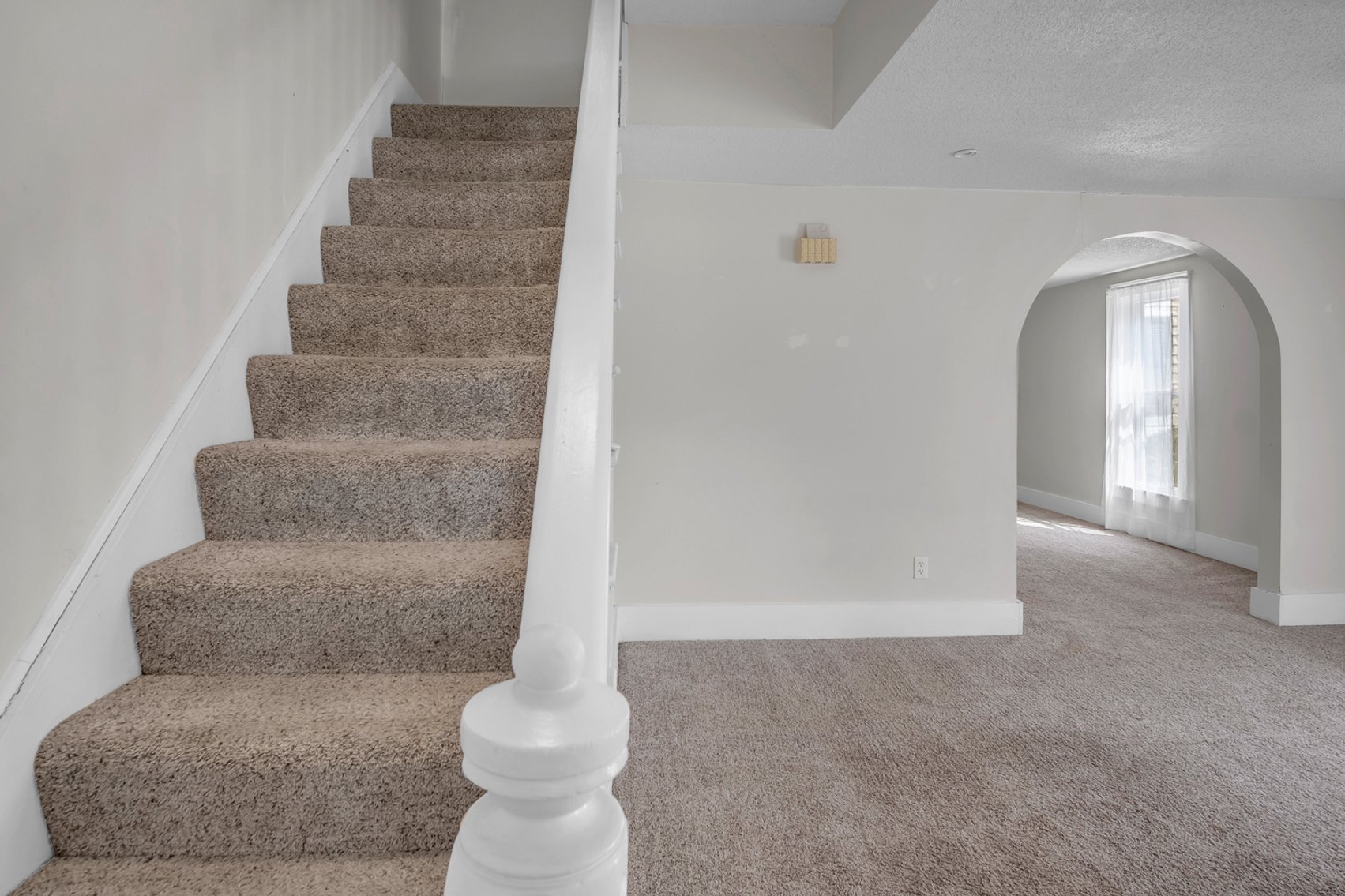 Image for 304 W 12th, Newton