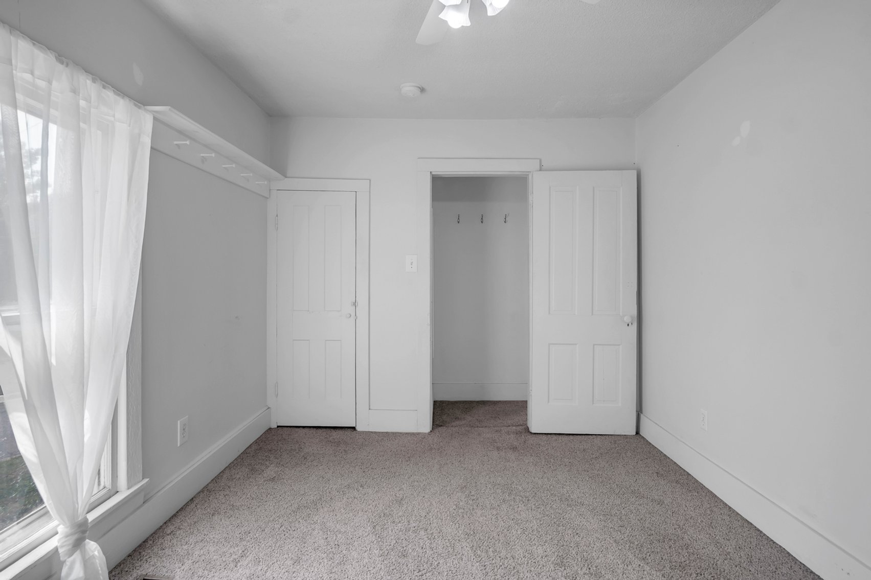 Image for 304 W 12th, Newton