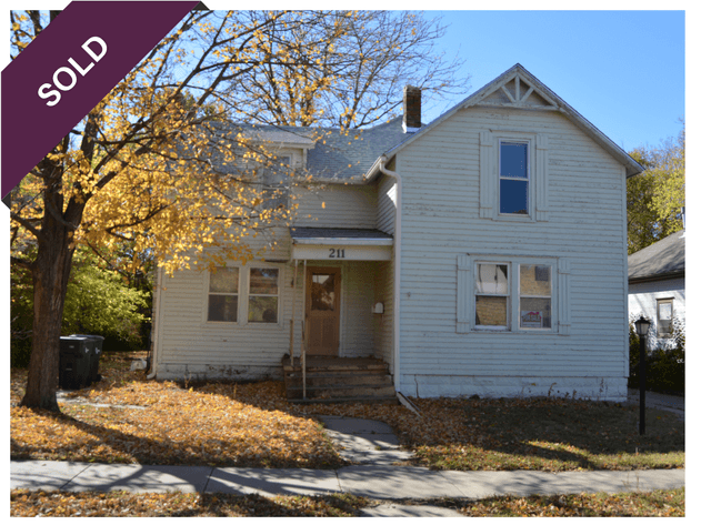 Image for 211 E 4th St