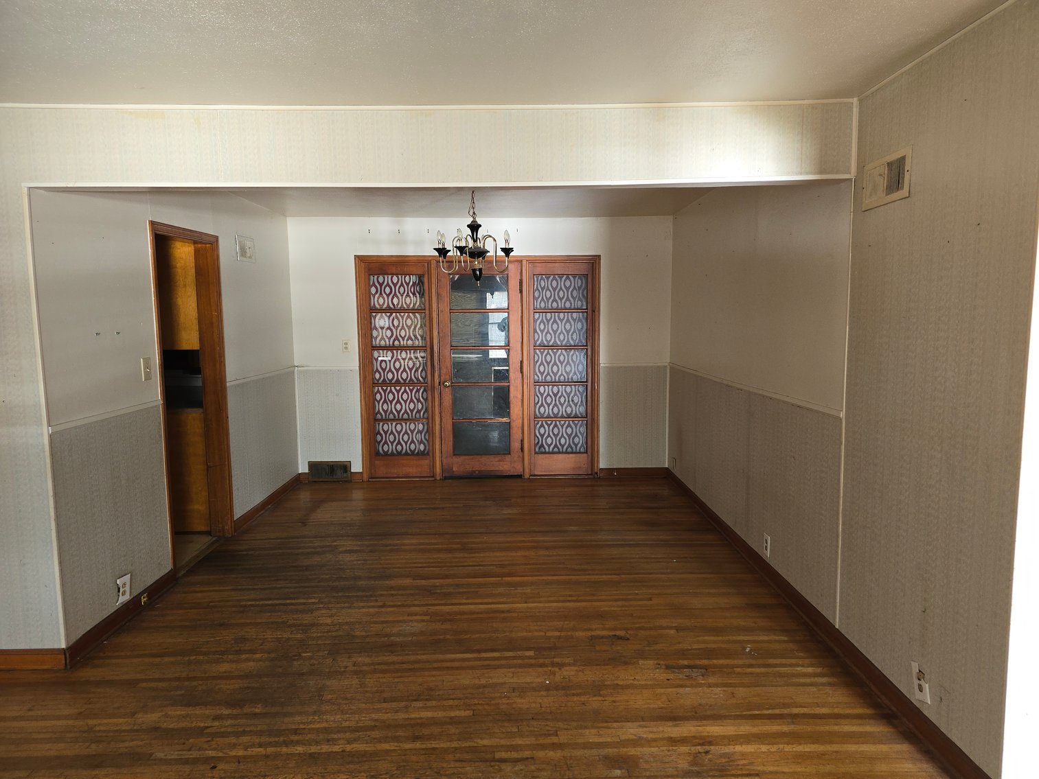 Image for 1814 S George Washington Dr