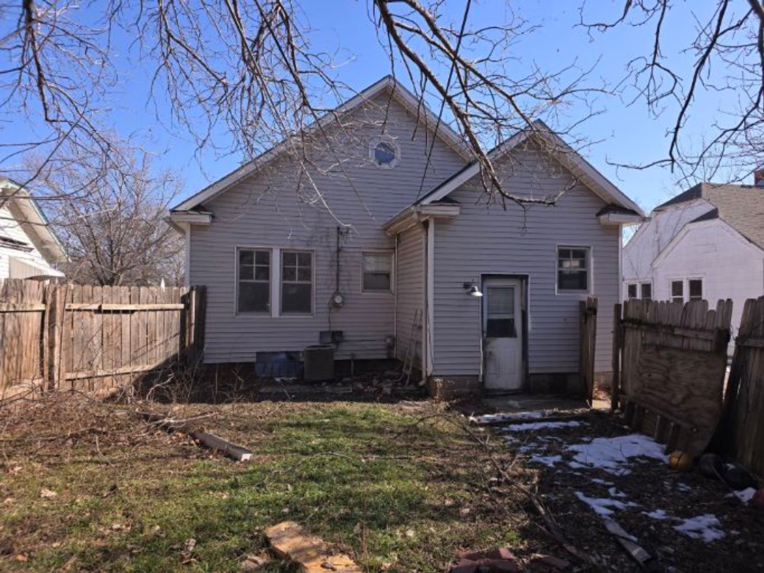 Image for 711 S Grove Street