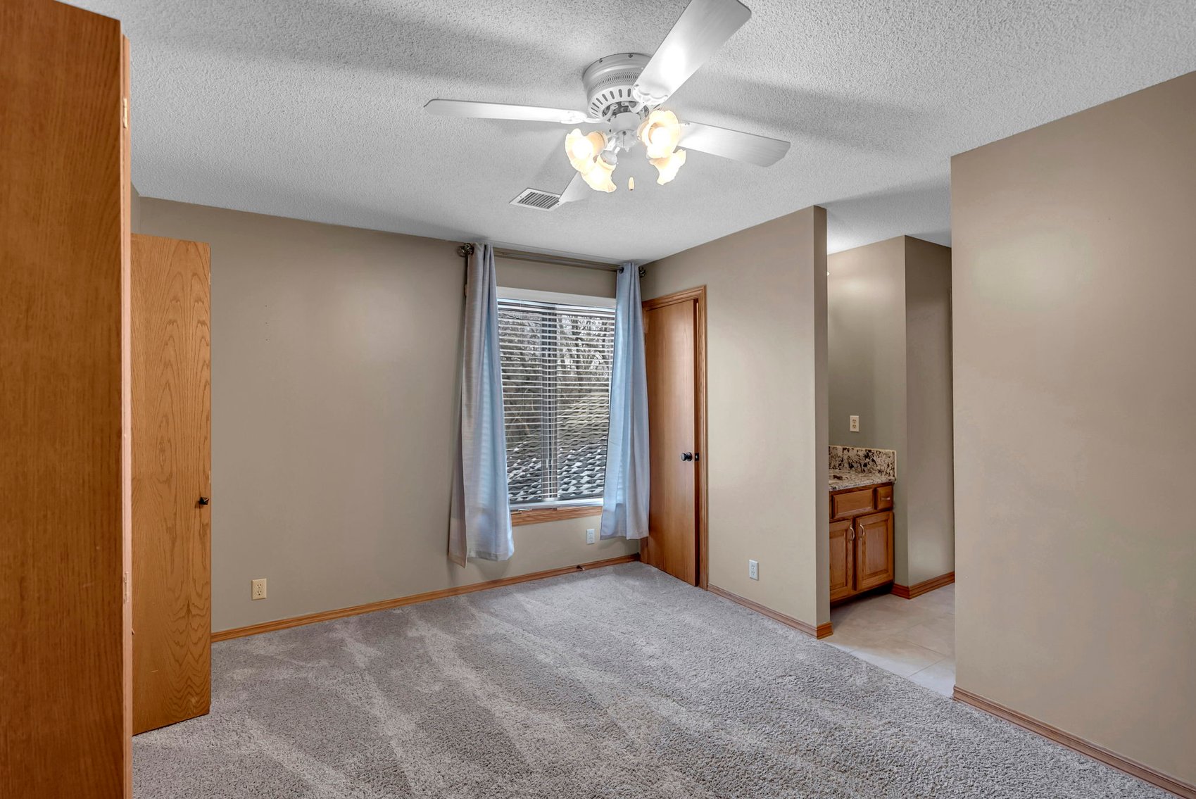 Image for 11110 W. Central Ave