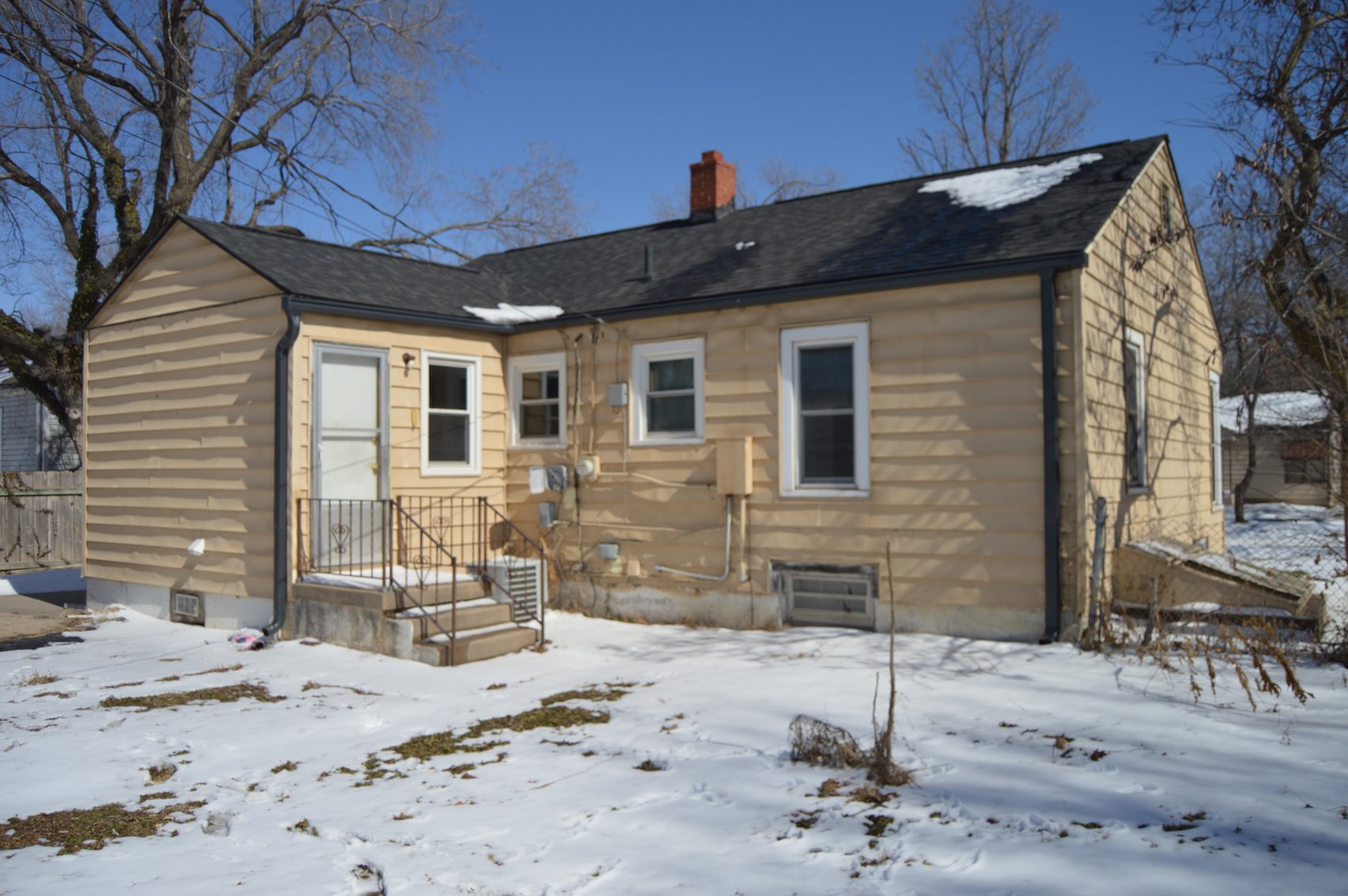Image for 2243 S Victoria Street
