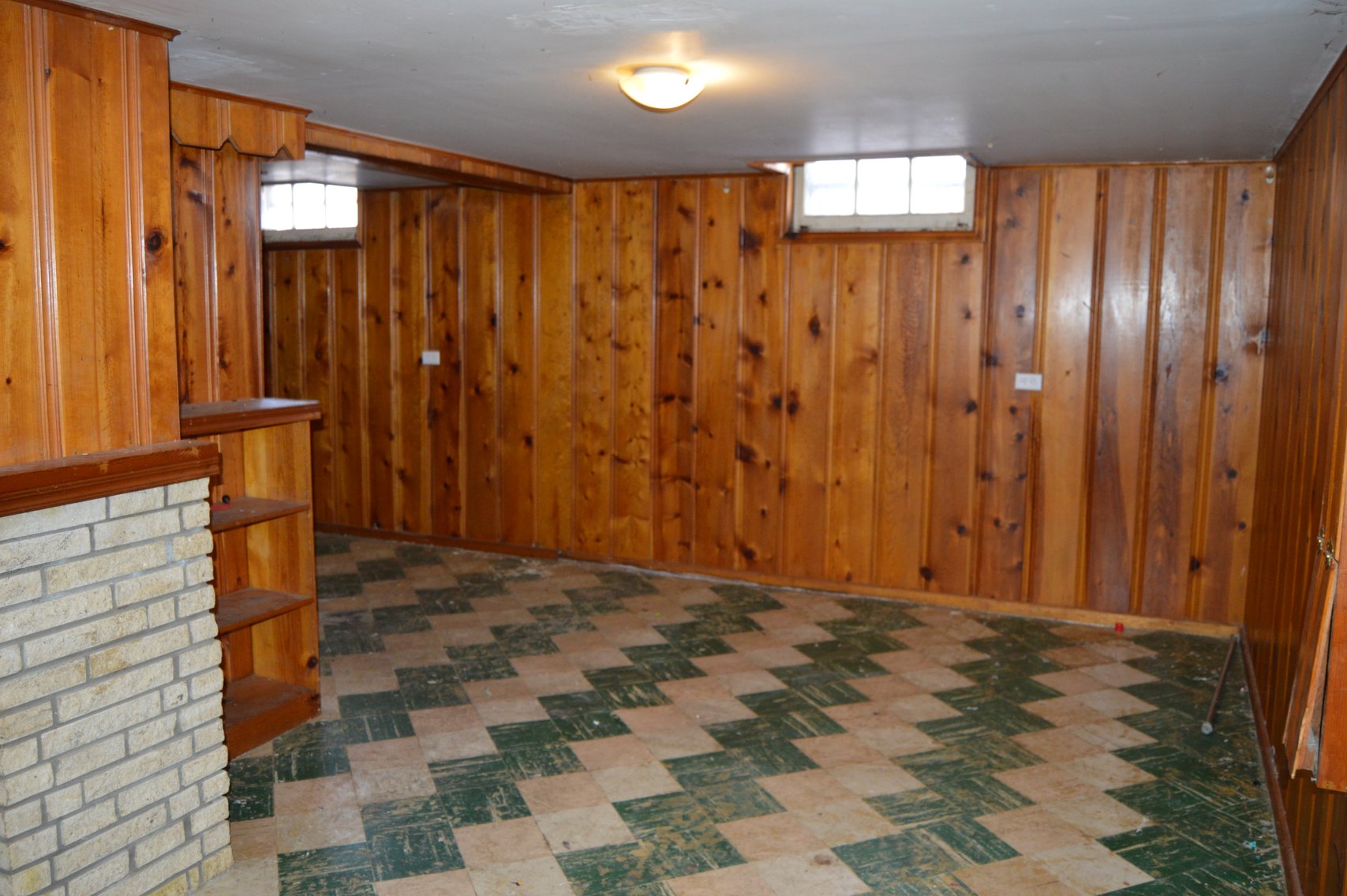 Image for 2243 S Victoria Street
